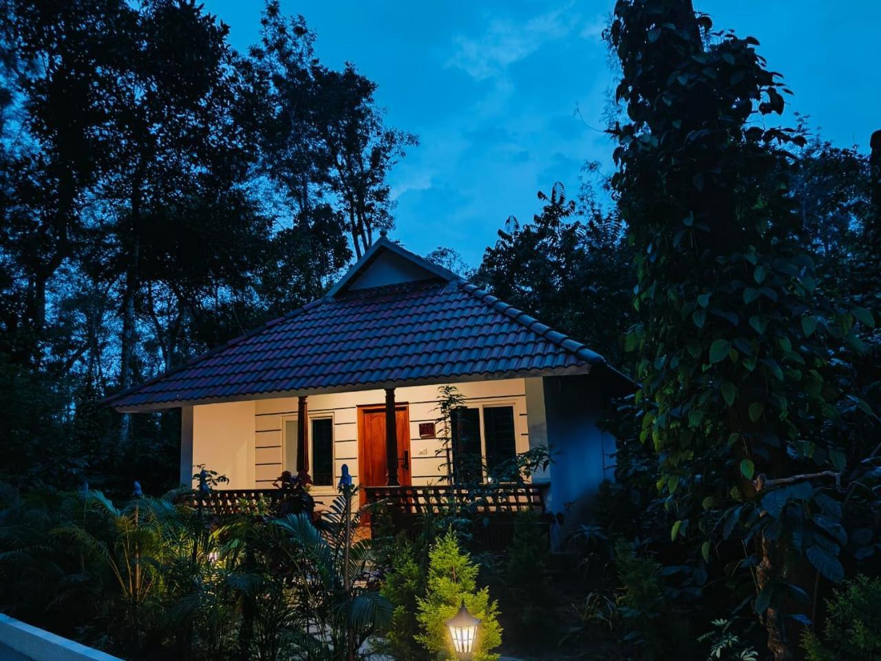 Coorg Orange Blossom Resort And Spa Suntikoppa Екстер'єр фото
