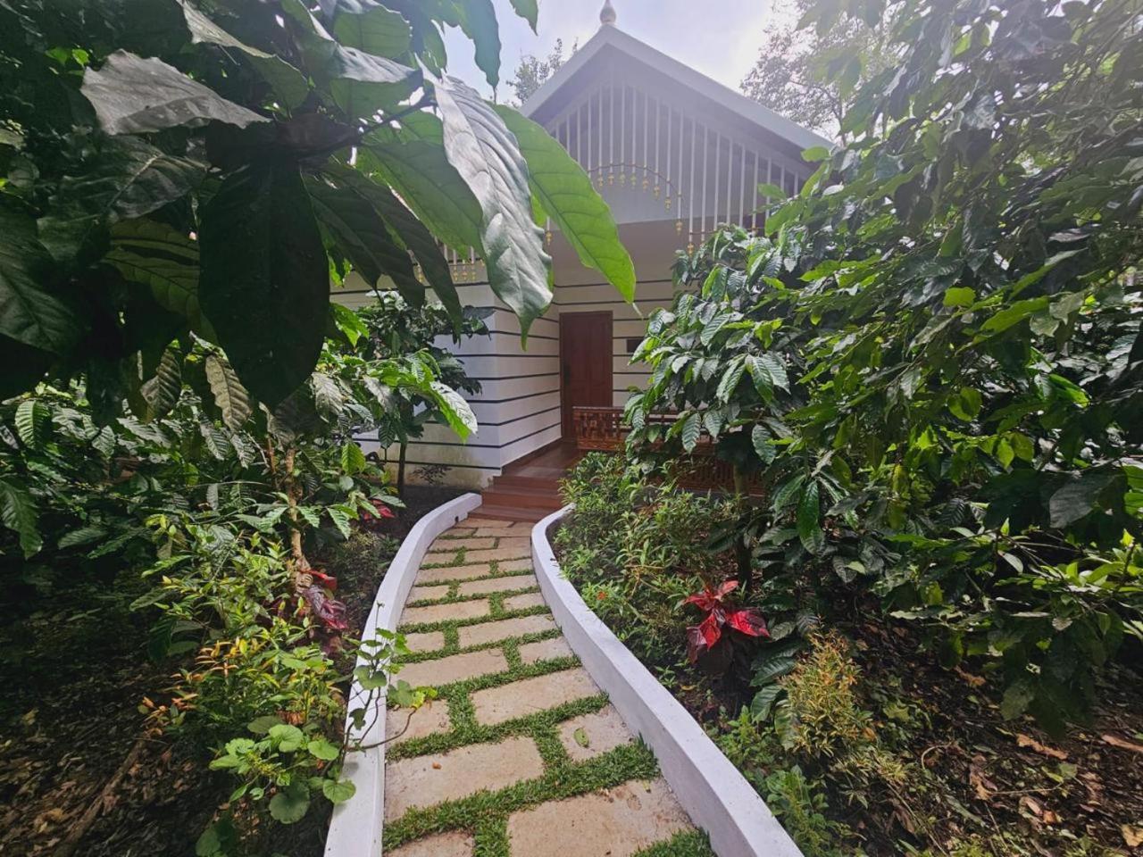 Coorg Orange Blossom Resort And Spa Suntikoppa Екстер'єр фото